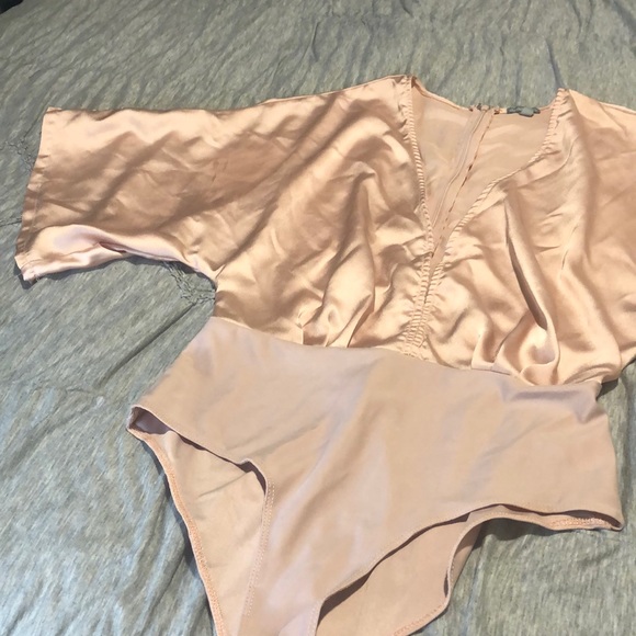 Pink silk v cut bodysuit - Picture 1 of 6